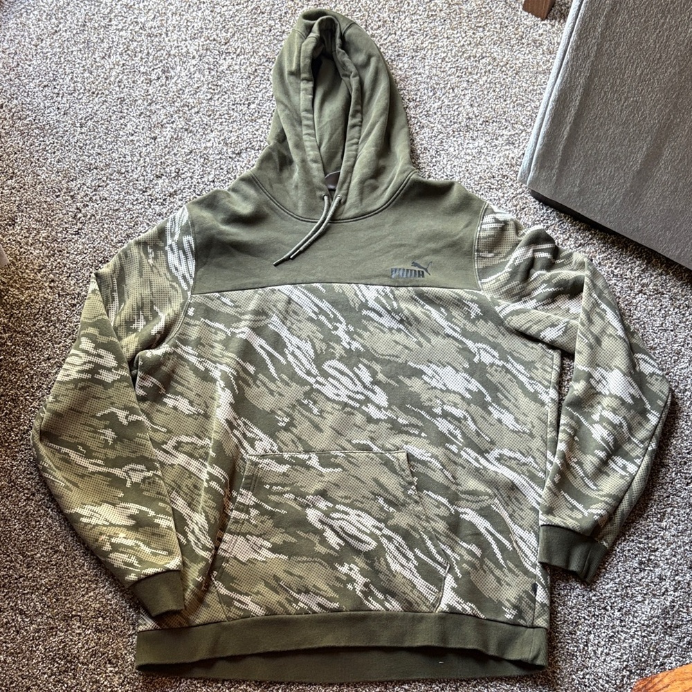 Puma Men's Olive Camouflage Hoodie
